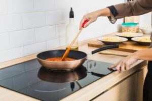 how to use non-stick pan